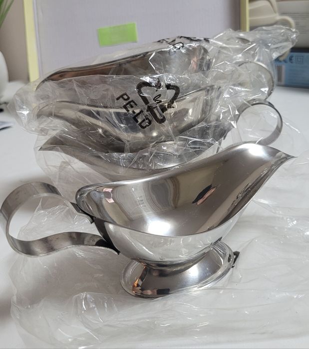 Stalowa sosjerka Naczynie do sosów Nowe!