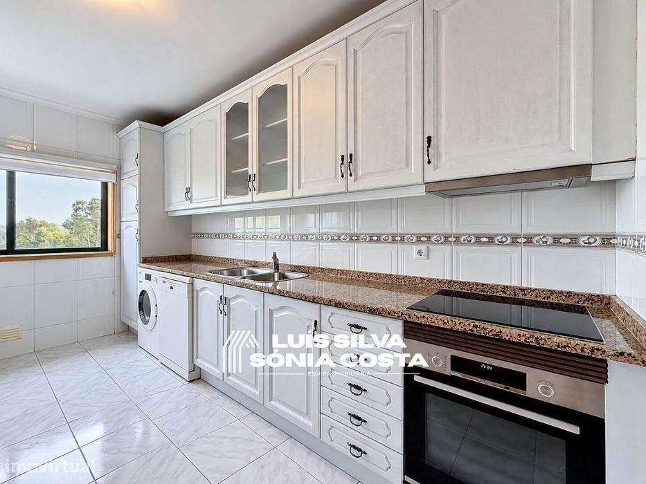 Apartamento T2 c/ Duas Varandas – Mozelos, Santa Maria da Feira