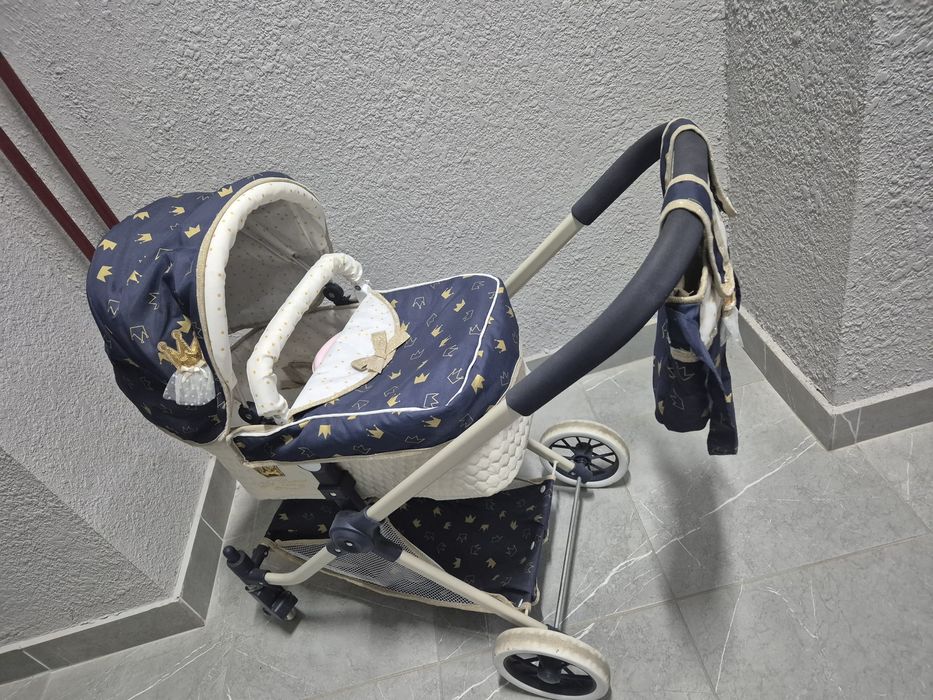 Коляска для ляльок