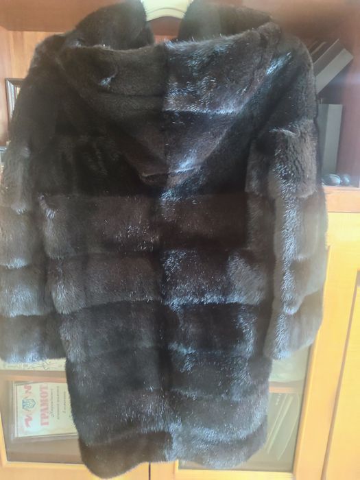 Шуба норковая с капюшоном размер 46
