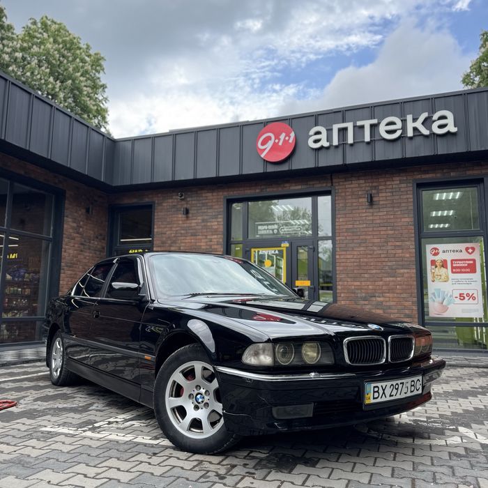 BMW e38 1994 3.0 m60