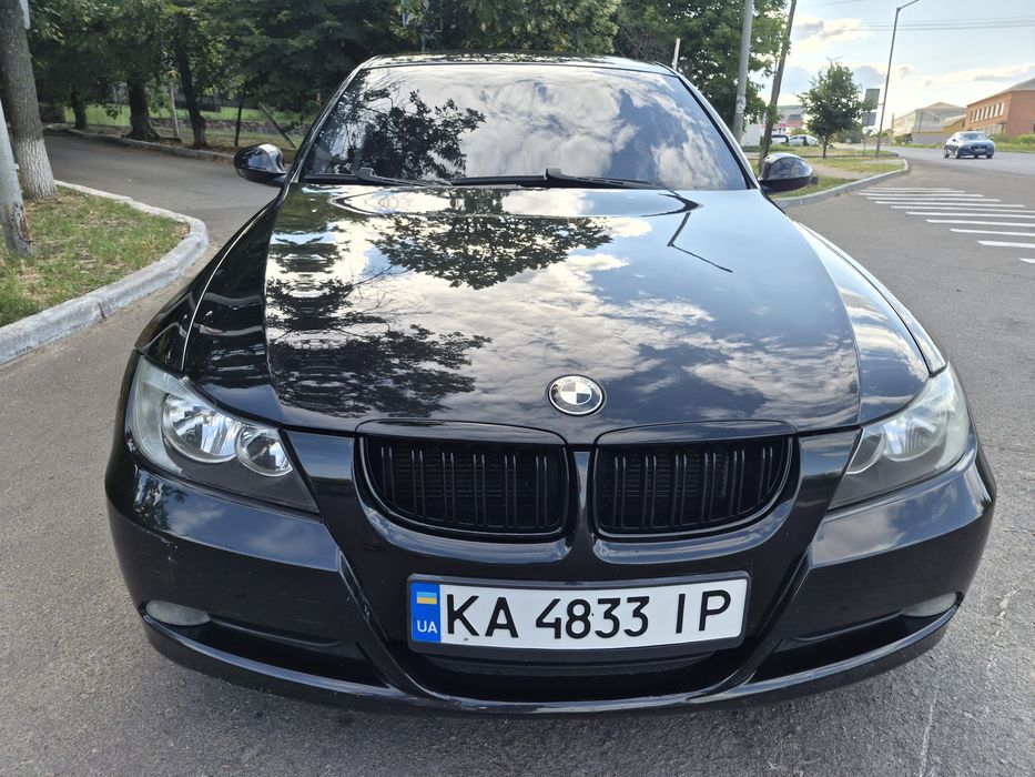 Продам  BMW 3 ( E90)