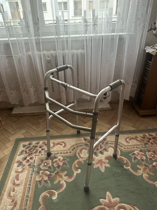 Chodzik dla osoby niepełnosprawnej