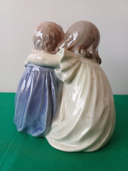 Figurka porcelanowa Royal Copenhagen  707