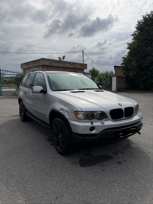 Авто БМВ Х5 3,0Дизель