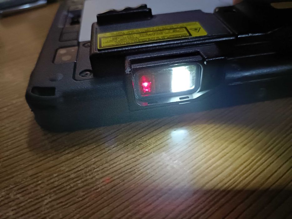 Panasonic Toughpad FZ-M1 | Tablet PC | Windows 10 Pro | Robusto