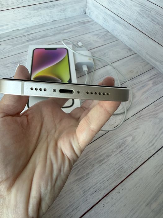 iPhone 14 Plus белый 128 гб