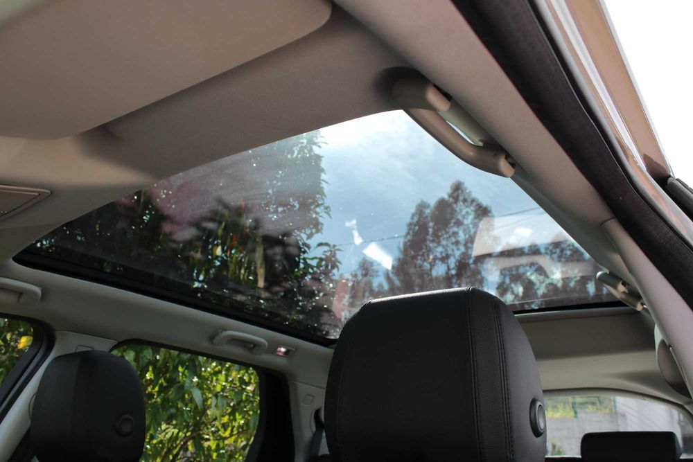 Land Rover Discovery Sport HSE 2.2 TD4 (278€/Mês)