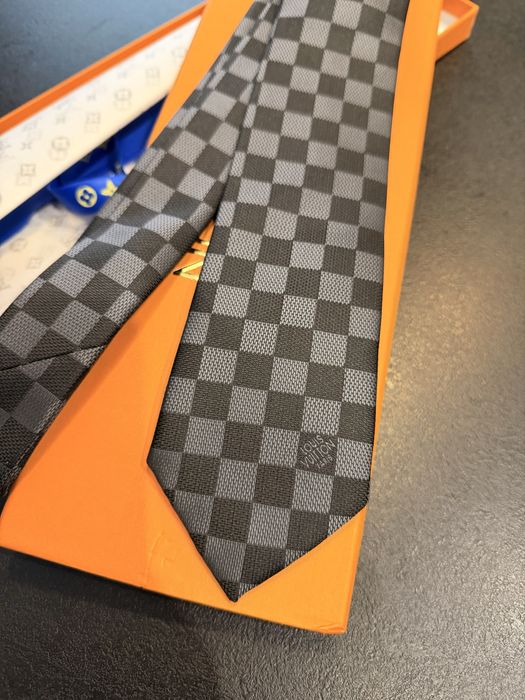 Krawat Louis Vuitton