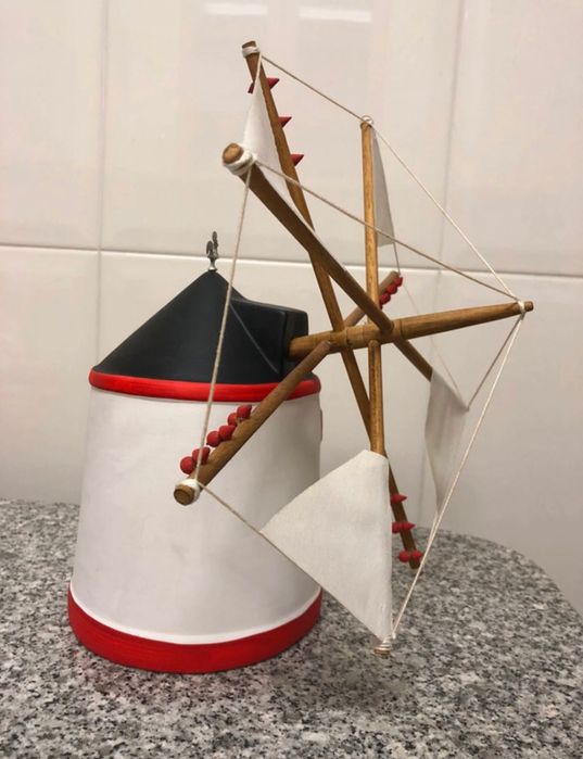 Moinho Decorativo de Cerâmica