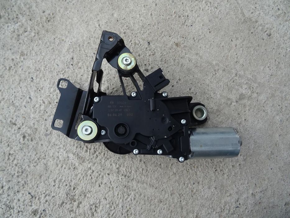 BMW E61 MECHANIZM SILNICZEK WYCIERACZKI TYLNEJ KLAPY TYŁ
