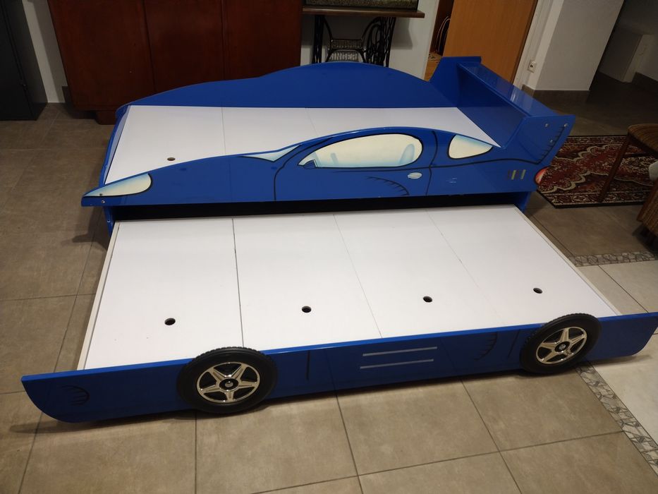 Łóżko dla dziecka samochód