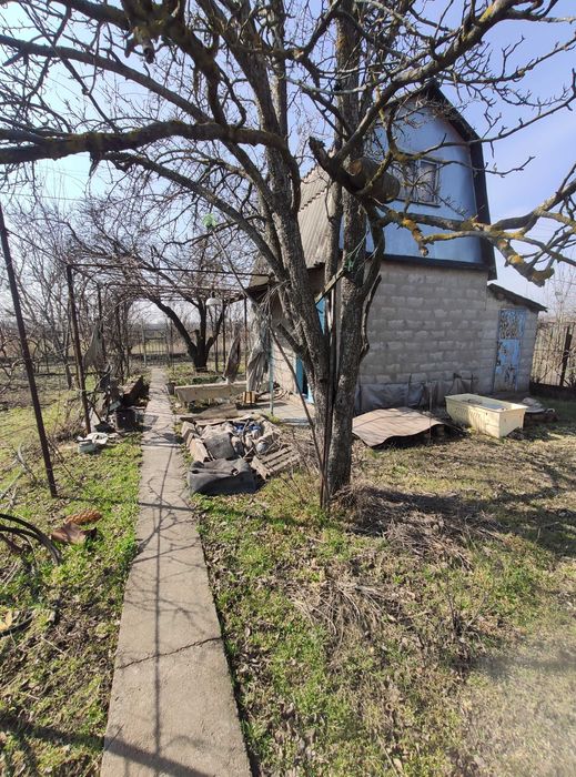 Продам дачу в Долгинцевском районе