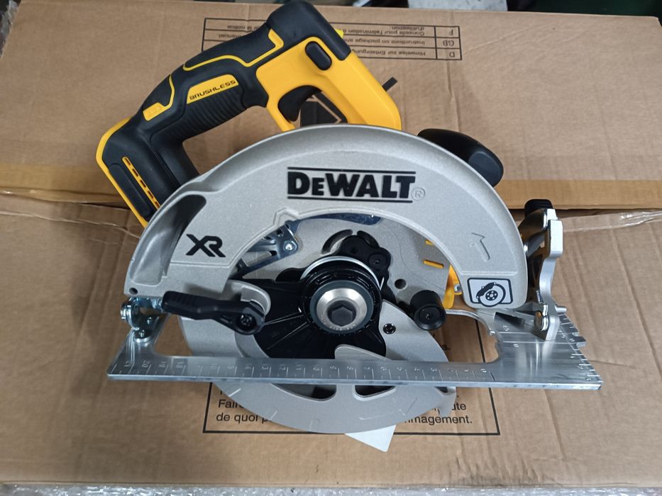 DeWalt DCS570N NOWA Pilarka tarcza
