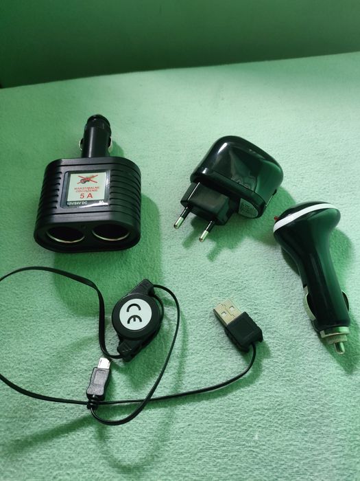 Zestaw ładowarek USB z adapterem MICRO USB