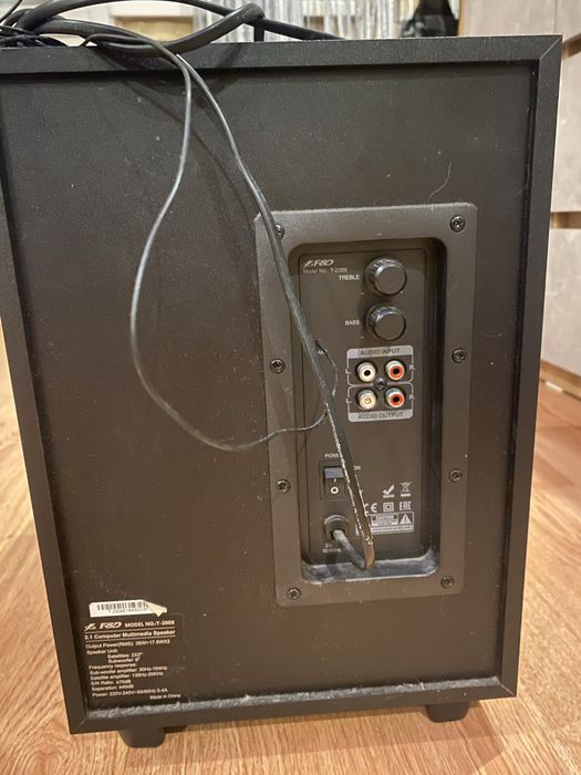 Акустична система