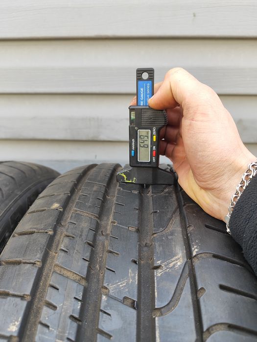 Пара літніх шин Pirelli 225/40 R19 225*40 19 P zero 001942