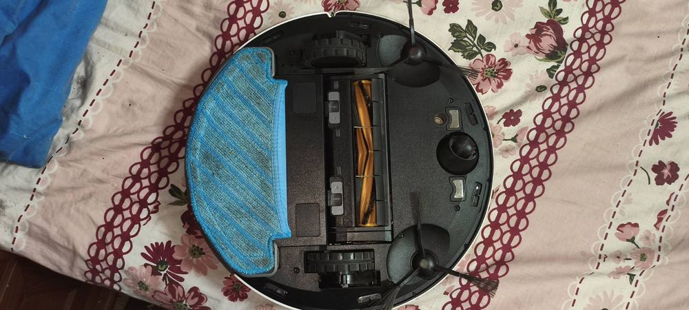 Робот пилосос  Deebot n8