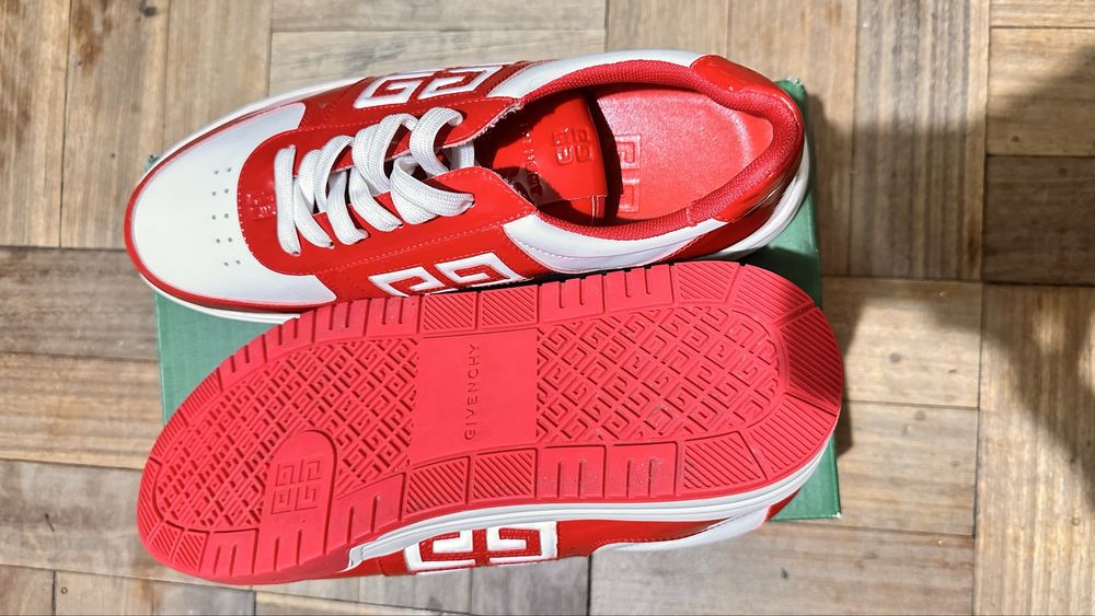 Sapatos Givenchy – Tamanho 43