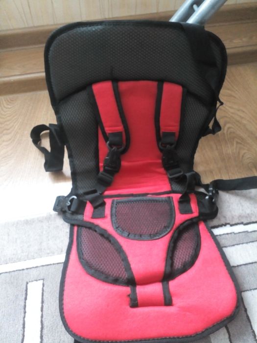 Автокрісло дитяче, бустер