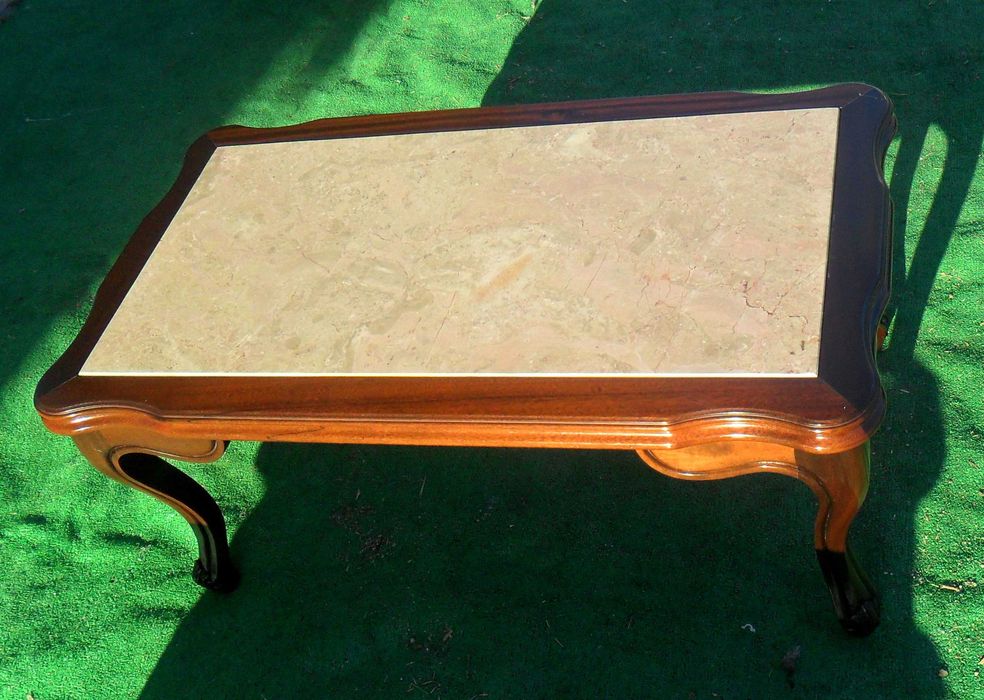 Mesa sala estar ou de apoio