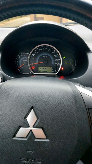 Mitsubishi space star 2014, бензин 1.2L