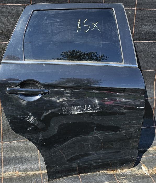 Drzwi prawe tylne mitsubishi ASX