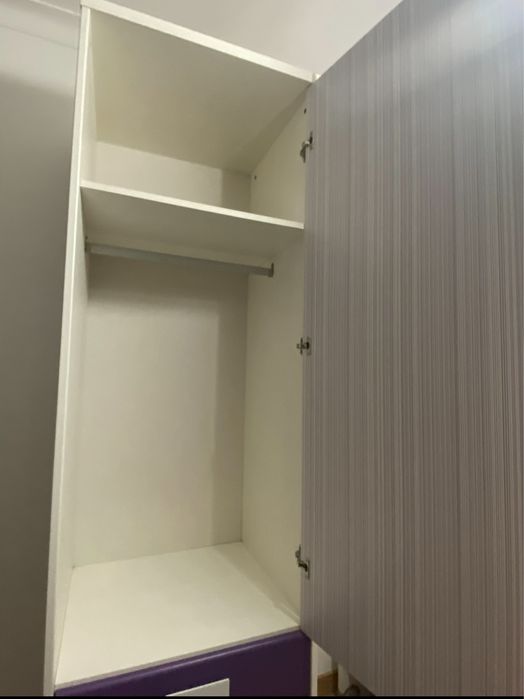 Quarto Juvenil - Cama dupla com 4 gavetoes + Roupeiro