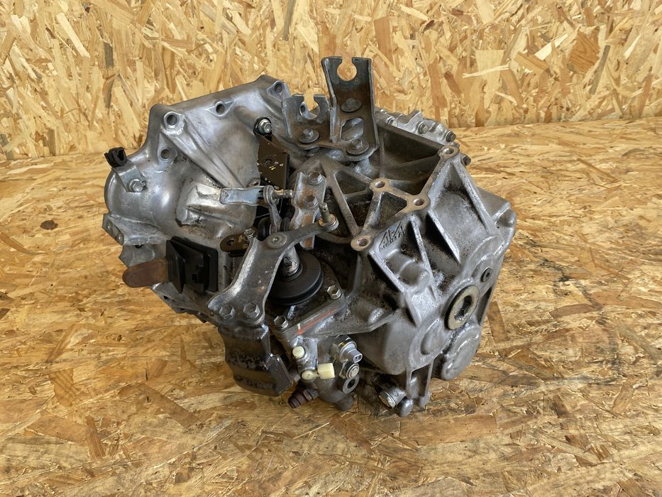 Кпп мкпп коробка передач роздатка Toyota RAV4 2.2 H1L8-F EA64F Тойота