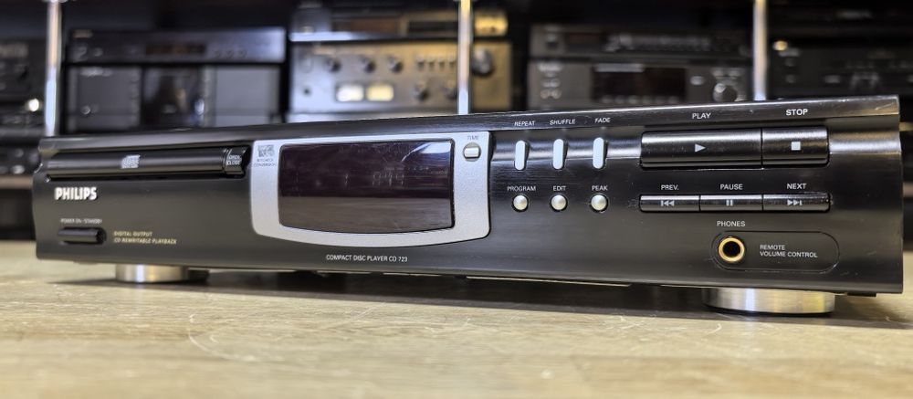 CD-програвач Philips CD 723
