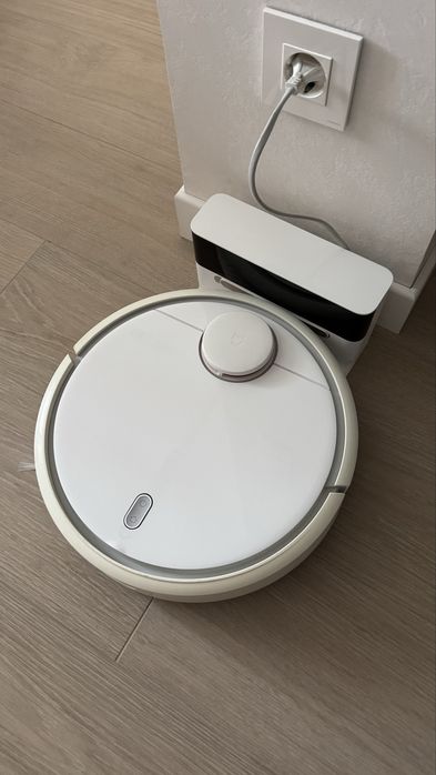 Робот-пилосос Xiaomi Mi Robot Vacuum – хороший стан!