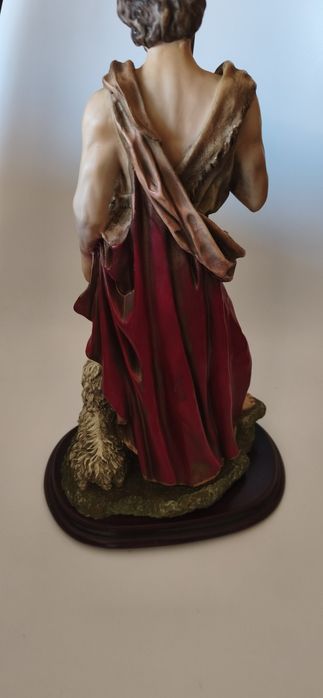 Estátua grande  S. João  49 cm x 20 cm