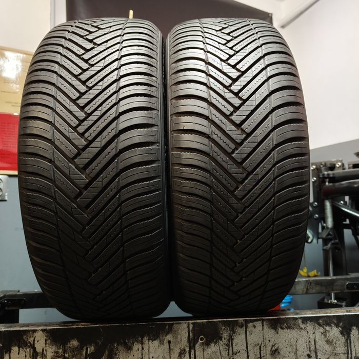 235/50/19 XL Sprzedam parę opon całorocznych Hankook
