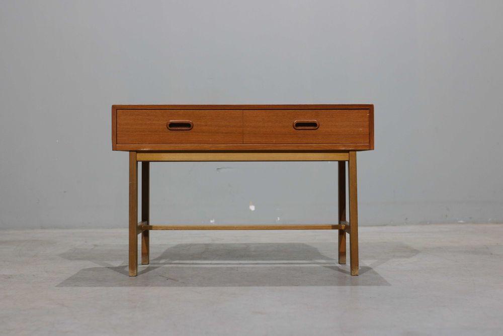 Móvel de apoio em teca | Nordic Design