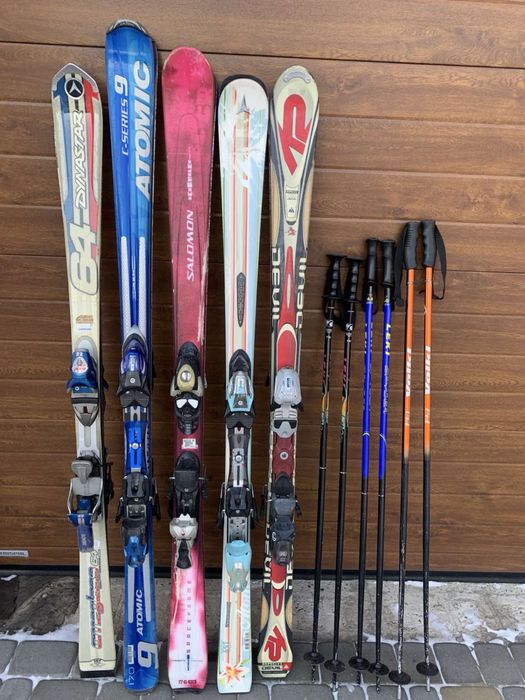 Продам лижі бігові та гірські