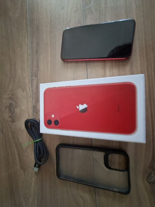 Sprzedam Iphone 11  64 gb pamieci