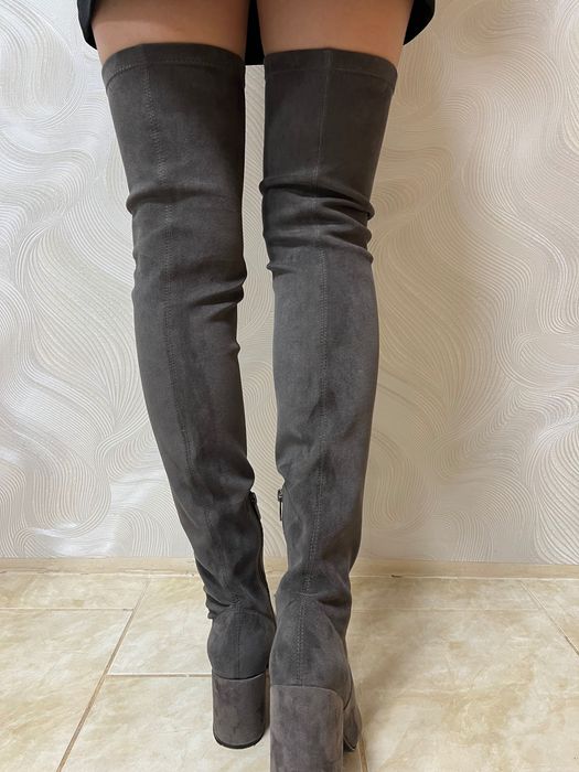 Сірі ботфорди 38 розміру