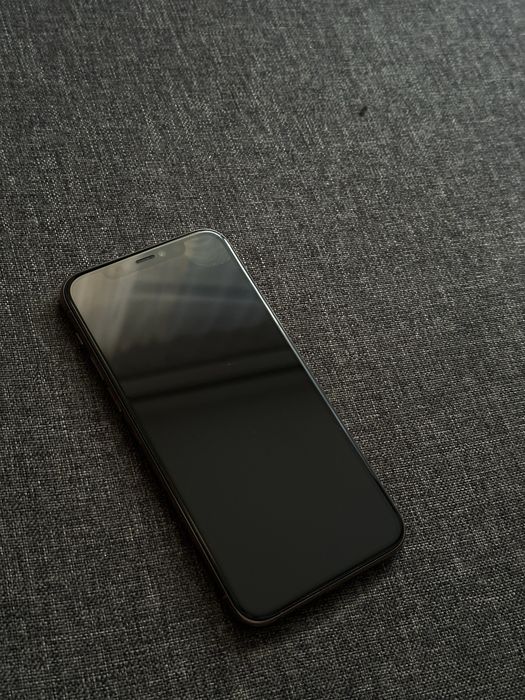 IPhone  11 Pro.