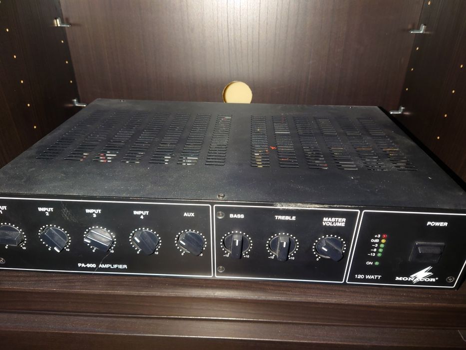 Monacor PA 900 wzmacniacz