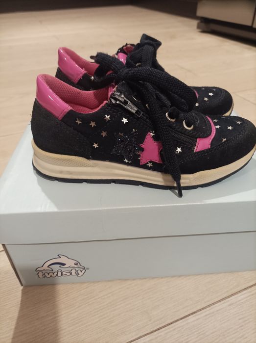 Buty dla dziewczynki