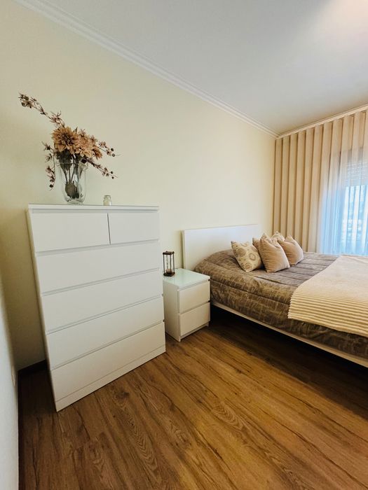 FANTÁSTICO Apartamento T3 (Completamente Remodelado) Paços de Brandão