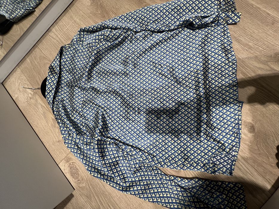 Синя Блузка Reserverd