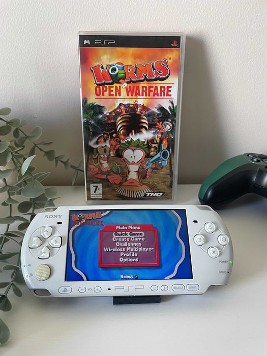 Worms Open Warfare - (PSP)- Completo & Testado