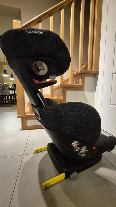 Fotelik Maxi Cosi Rodifix 15-36kg