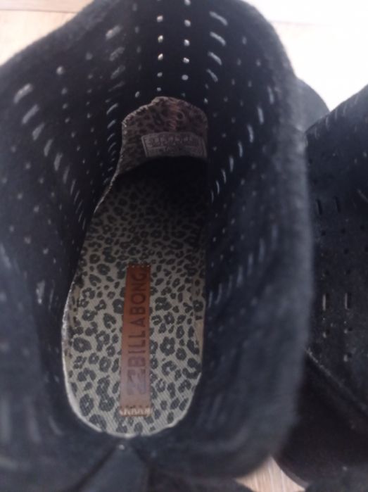 Botas Billabong cano curto 41