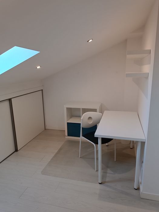 Quarto para estudantes no monte de Caparica