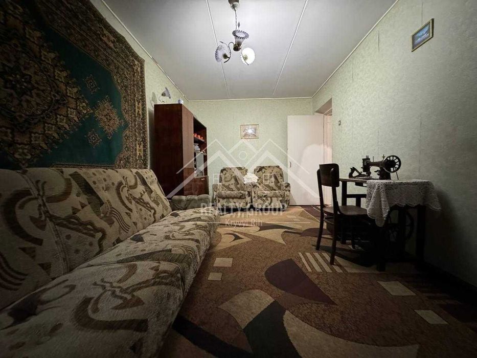 Продається затишна 2-кімнатна квартира в центрі міста!