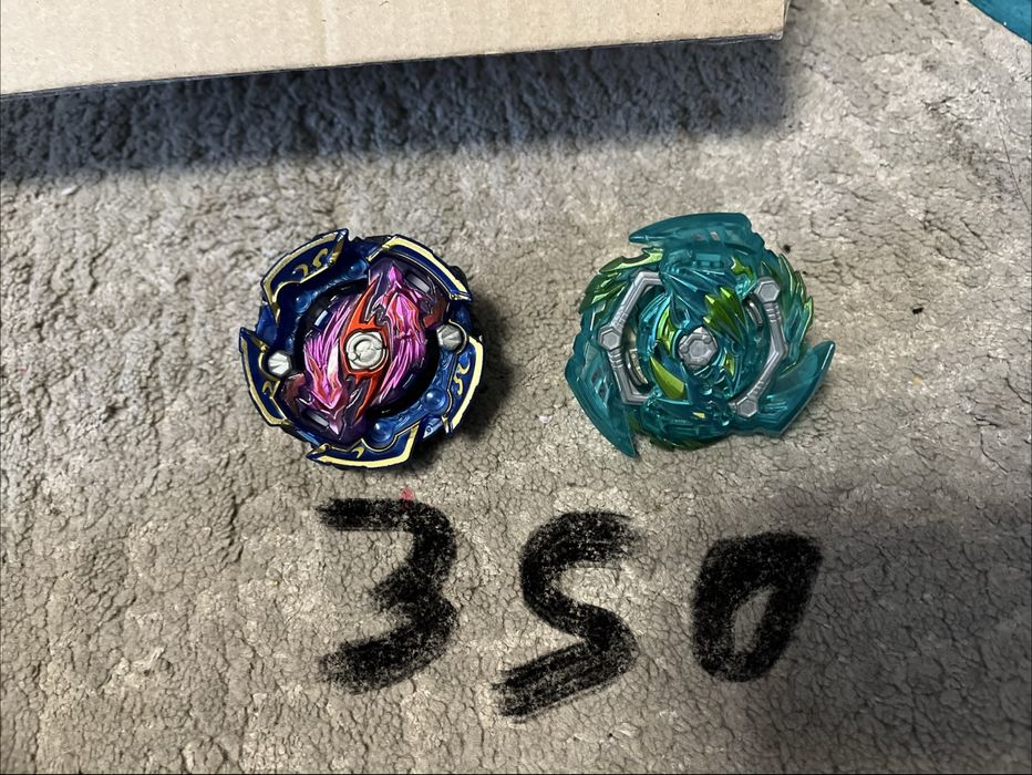 !Бейблейди весь лот за 4275 але зроблю ВЕЛИКУ Знижку (Є Такаро-Томи)!