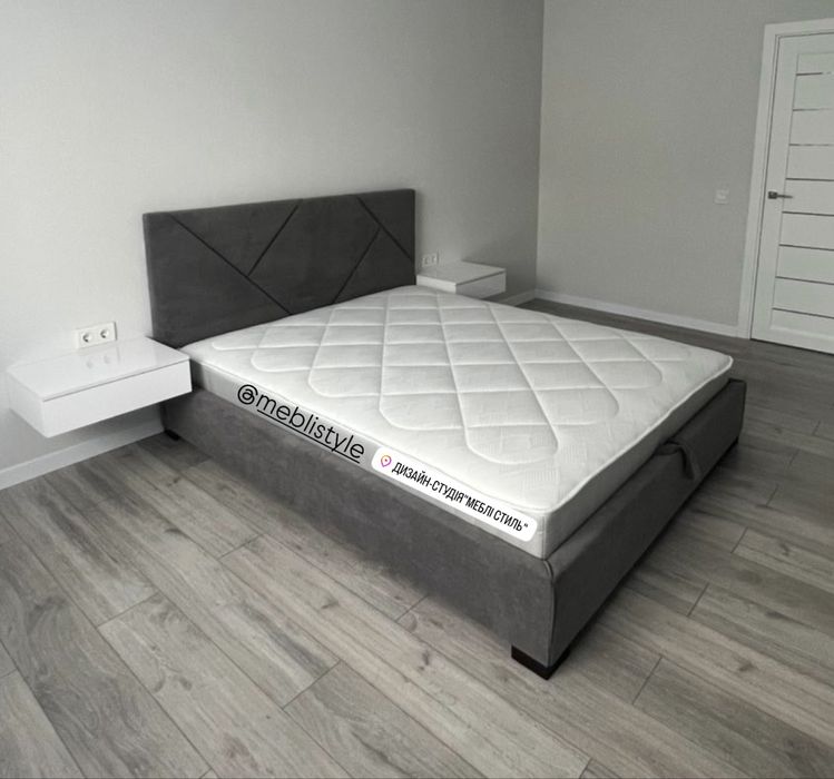 Ліжко 200х160 з матрацом та підйомним механізмом!( в наявності)