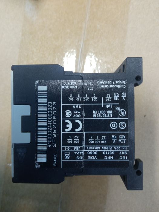 Stycznik mocy LP1K0910BD 24VDC + styk pomocniczy 22DILEM